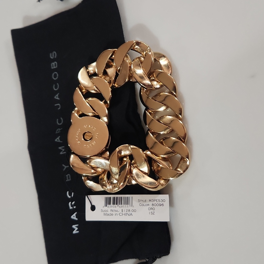 Marc by Marc Jacobs Gold tone bracelet NWT - Picture 4 of 8